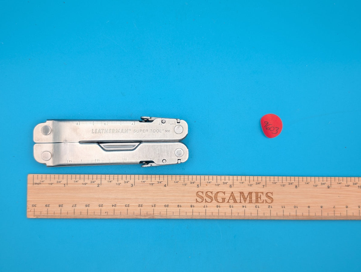 Leatherman Stainless Steel Super Tool 300 Multitool!