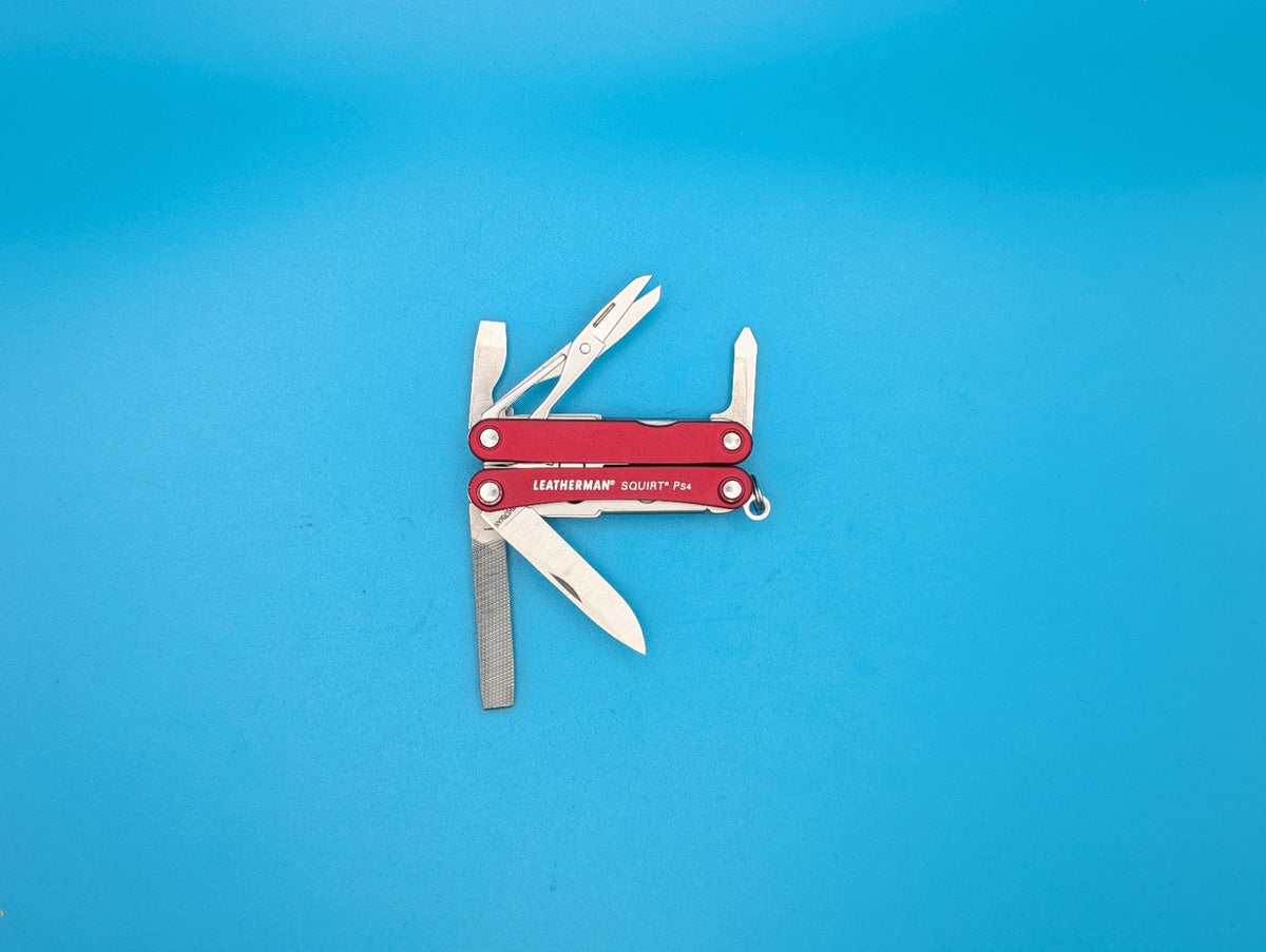 Leatherman SQUIRT PS4 Multi-Tool With Pliers Scissors Knife RED!