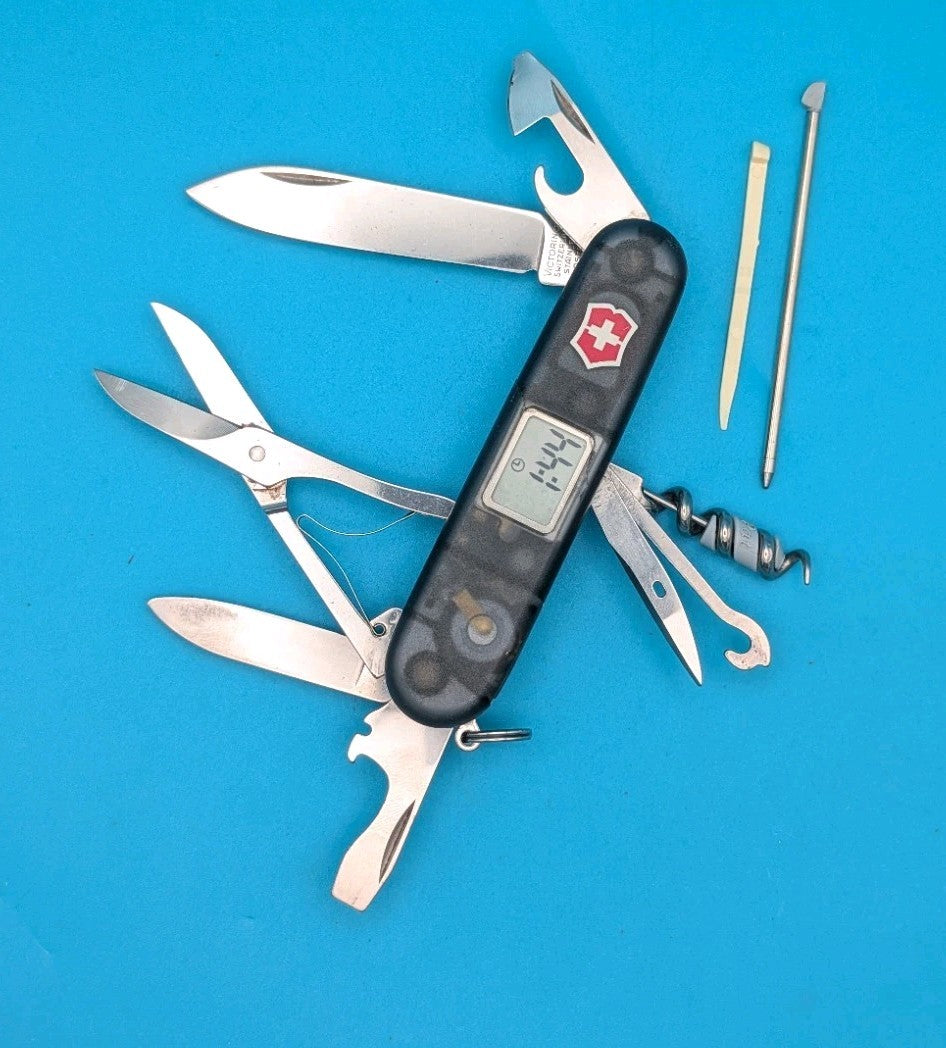 Victorinox Voyager Swiss Army Knife Multi Tool!