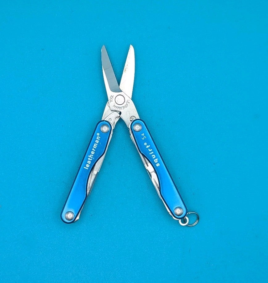 Leatherman Squirt S4 Multi-Tool, Key Ring, Retired, BLUE!
