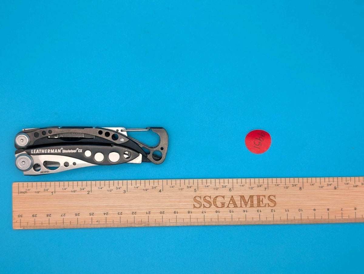 Leatherman Skeletool CX Multitool Plain Edge Knife!