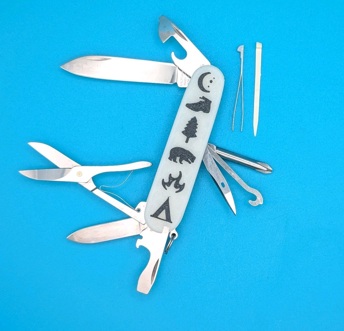 Custom Victorinox Super Tinker Glow in the Dark Swiss Army Knife Multi Tool!