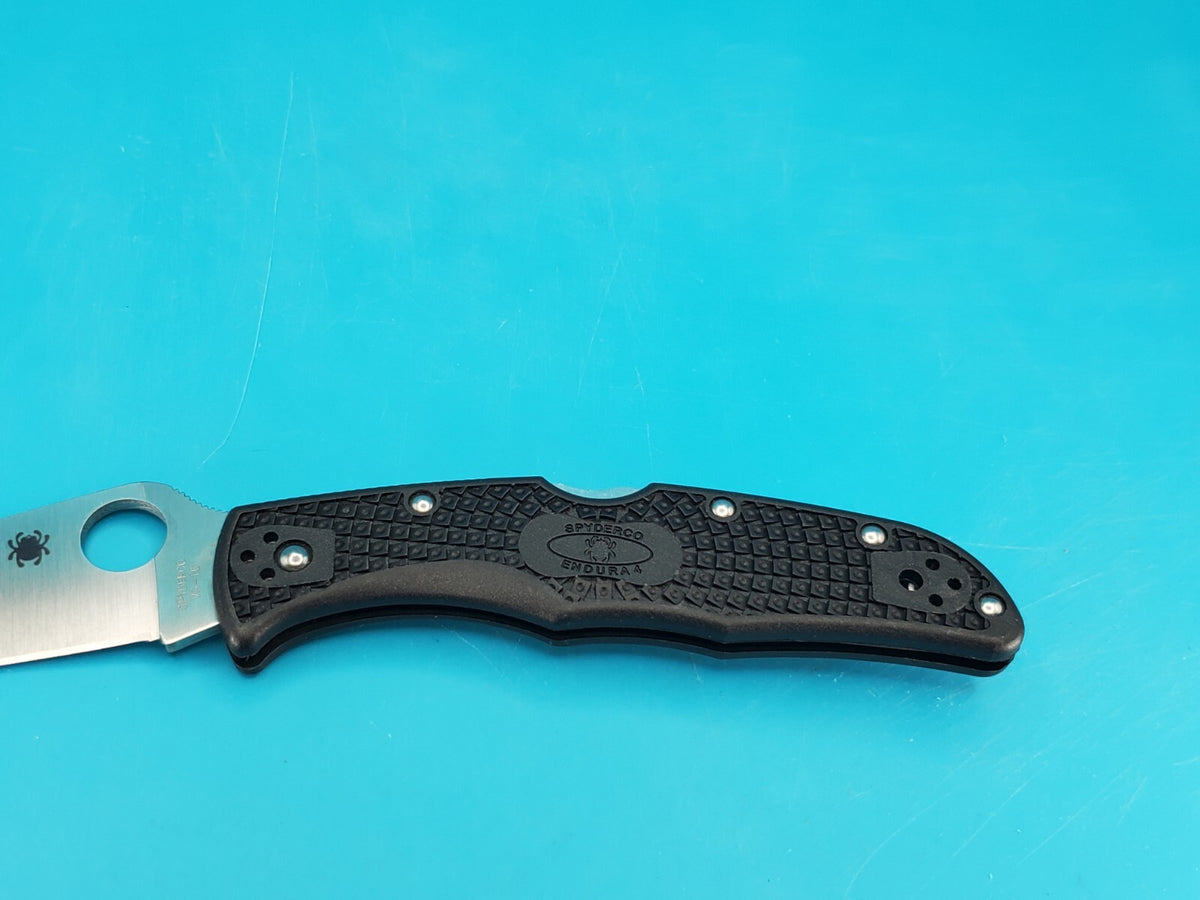 Spyderco Endura 4 Plain Edge Lockback Knife! Black Handle! VG-10 Blade!