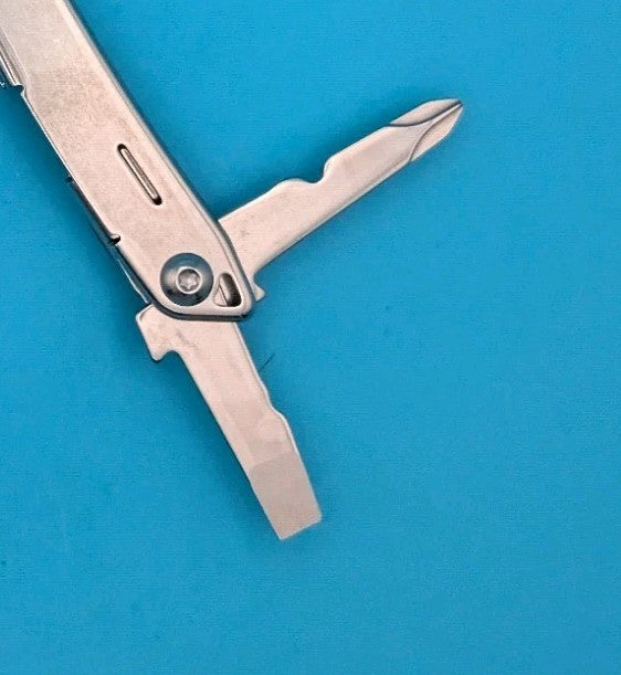 Leatherman Sidekick Multi-Tool, Knife, Pliers, Saw, Lime Green!