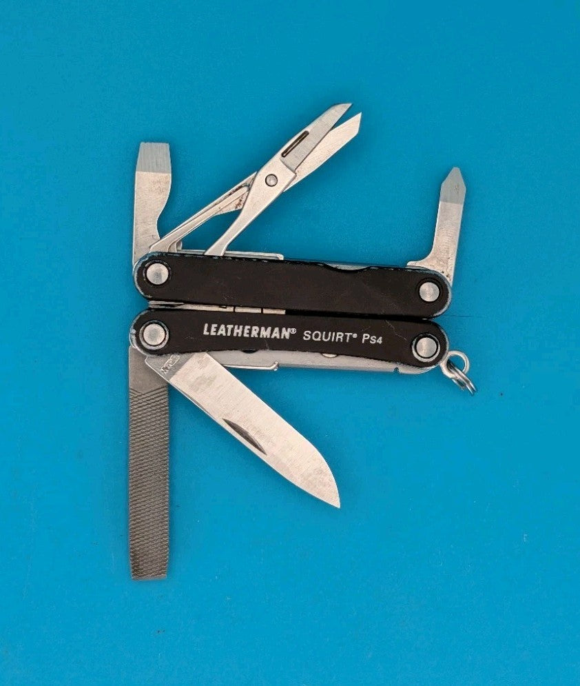 Leatherman SQUIRT PS4 Multi-Tool With Pliers Scissors Knife BLACK!