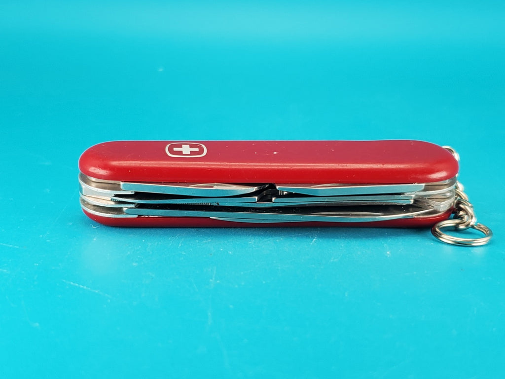 Wenger Traveler Red Swiss Army Knife Multi Tool!