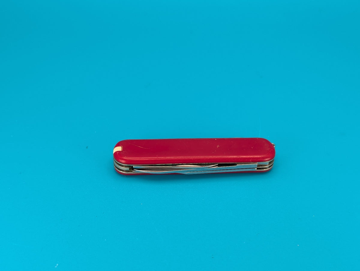 Victorinox Executive Swiss Army Knife, RED! FREE SHIPPING! RETIRED!