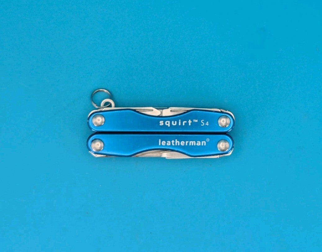 Leatherman Squirt S4 Multi-Tool, Key Ring, Retired, BLUE!
