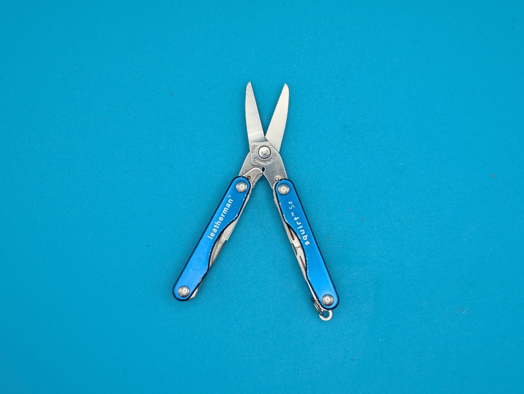 Leatherman Squirt S4 Multi-Tool, Key Ring, Retired, Blue