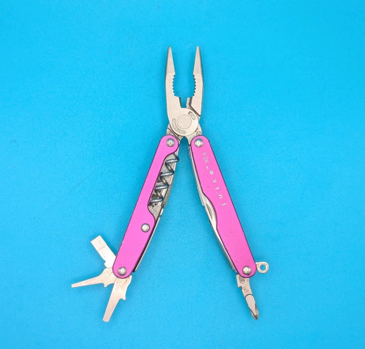 Leatherman Juice XE6 THUNDER PURPLE Multi-Tool Pocket Knife Made in USA! RARE!