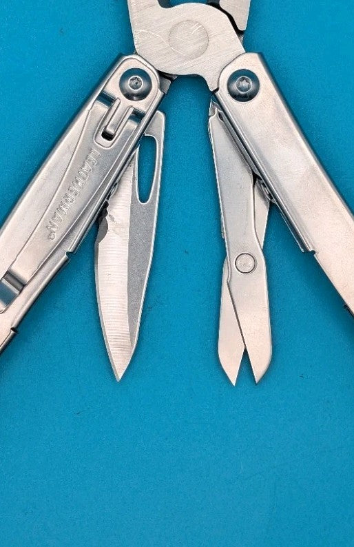 LEATHERMAN WINGMAN MULTI-TOOL! FAST SHIPPING!