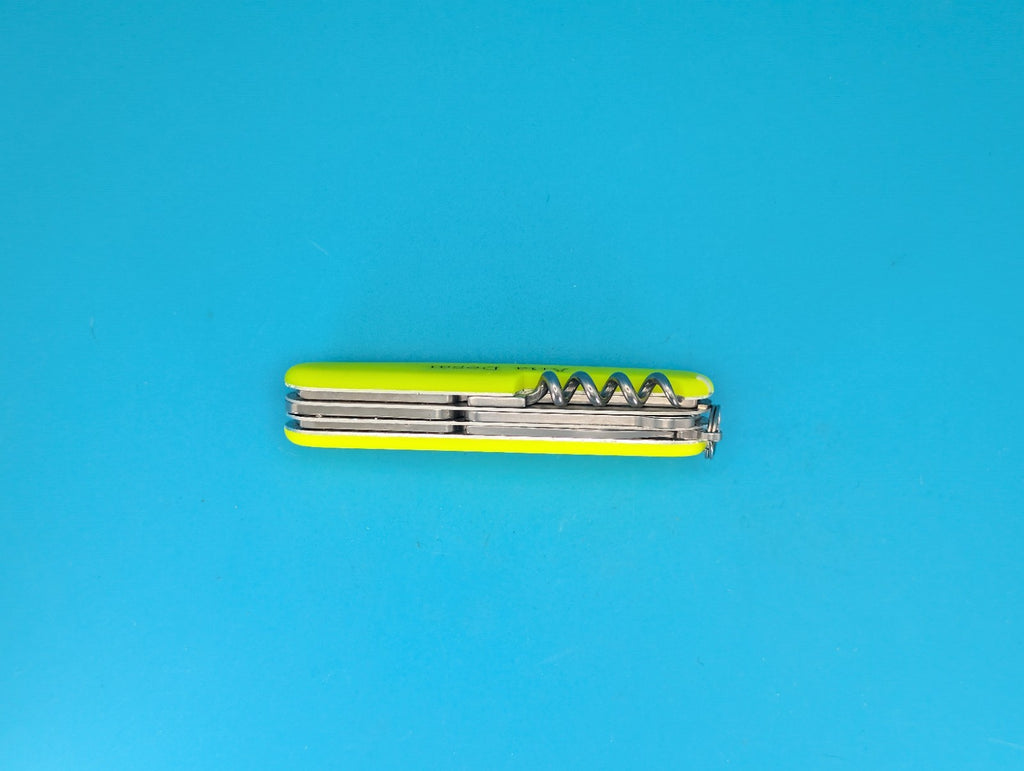 Victorinox Climber Stayglow Swiss Army Knife Multi Tool! *ARIA DESAI*