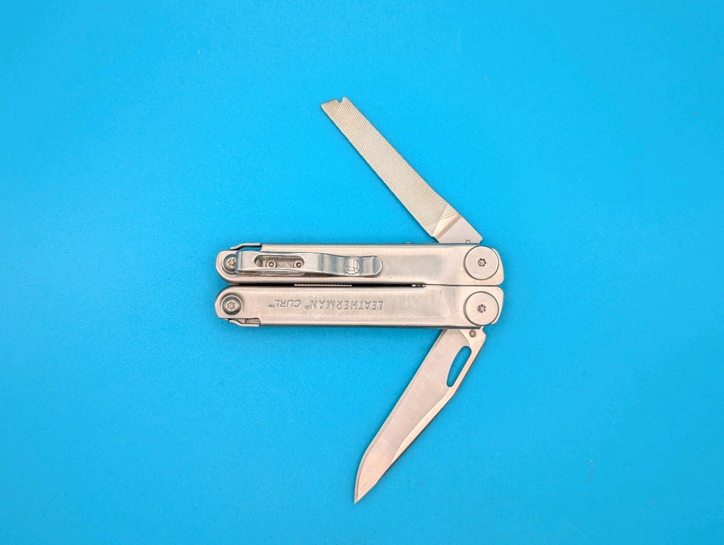 Leatherman Curl Stainless Steel Knife Pliers Multi-Tool! With Sheath! SYNCHRONY