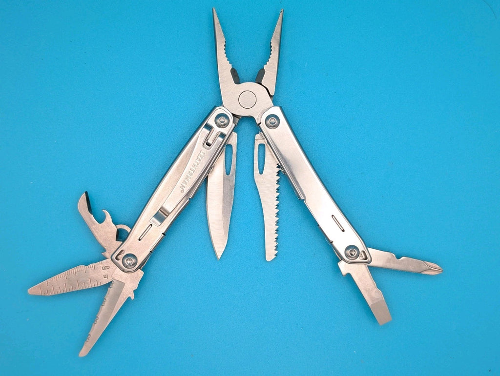 Leatherman Sidekick Multi-Tool, Knife, Pliers, Saw, Stainless! With Sheath!