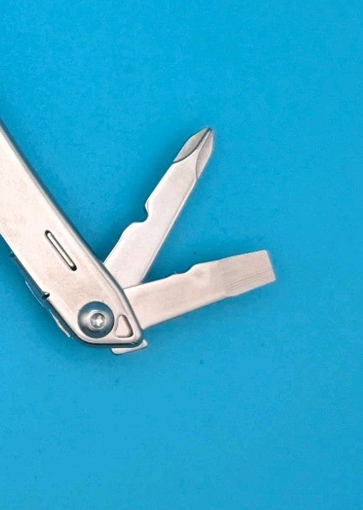 LEATHERMAN WINGMAN MULTI-TOOL! FAST SHIPPING!