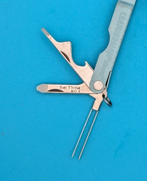 Leatherman Micra Multi-Tool, Knife, Scissors, Key Ring,  Light Blue!