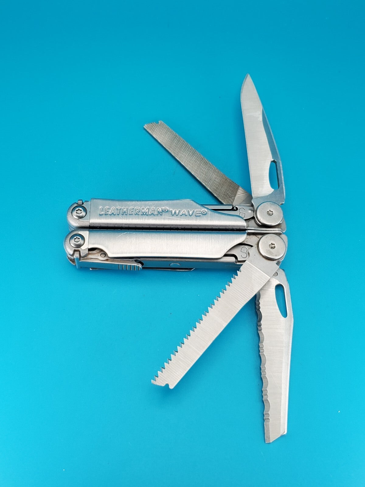 Leatherman Wave Multi Tool! Stainless! Retired! Free Shipping!