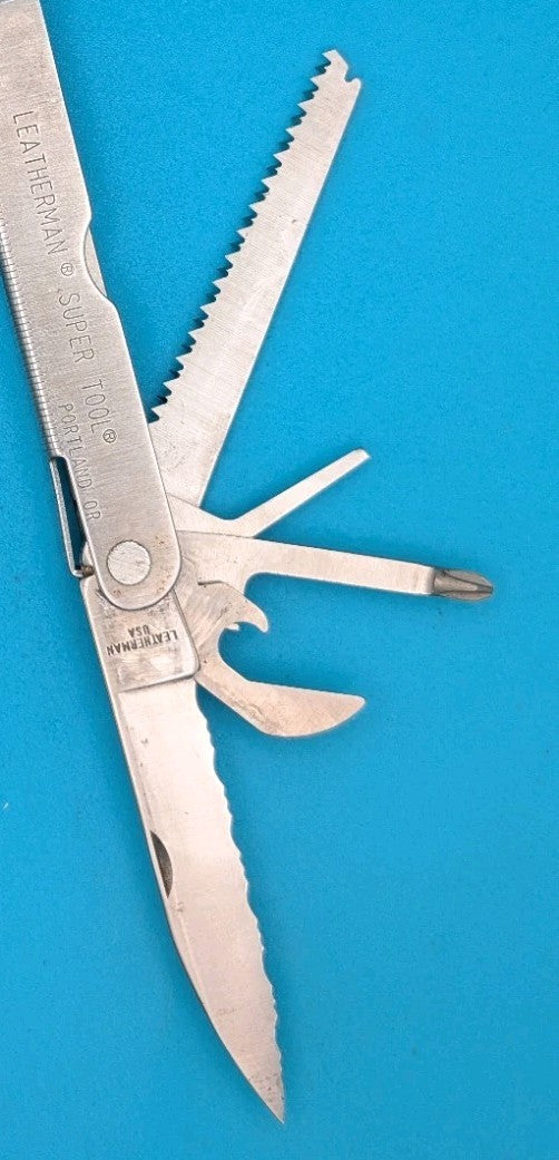 LEATHERMAN Super TOOL Multi Function Tool PLIERS, Stainless! 04/98 DATE