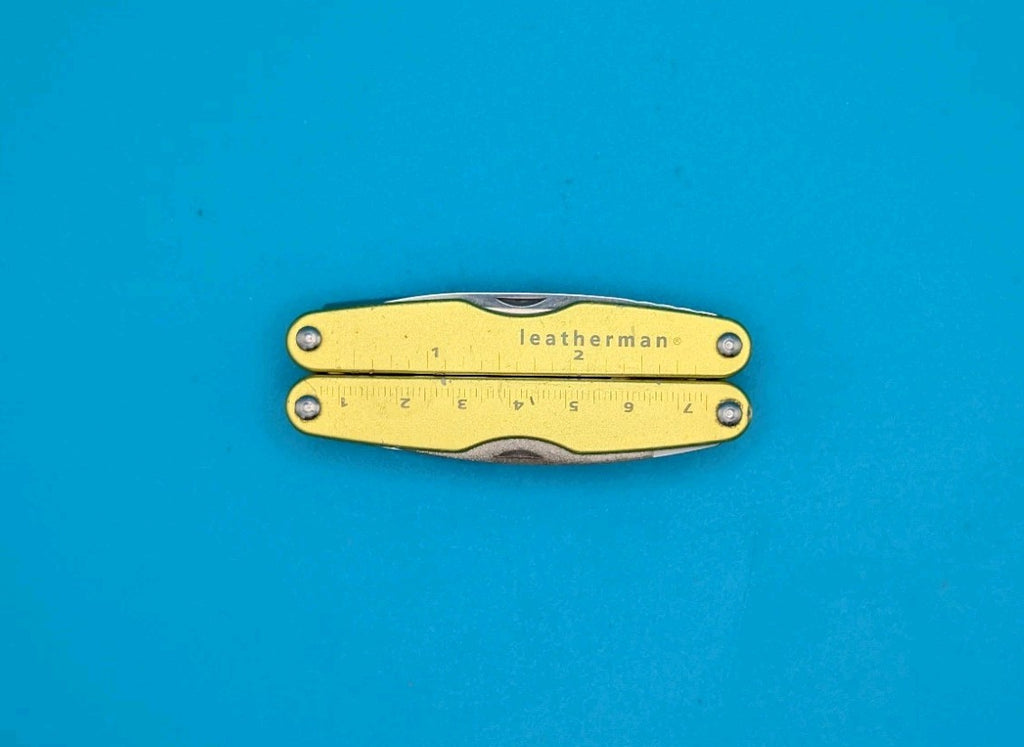Leatherman JUICE KF4 Multi-Tool! ELECTRIC YELLOW!