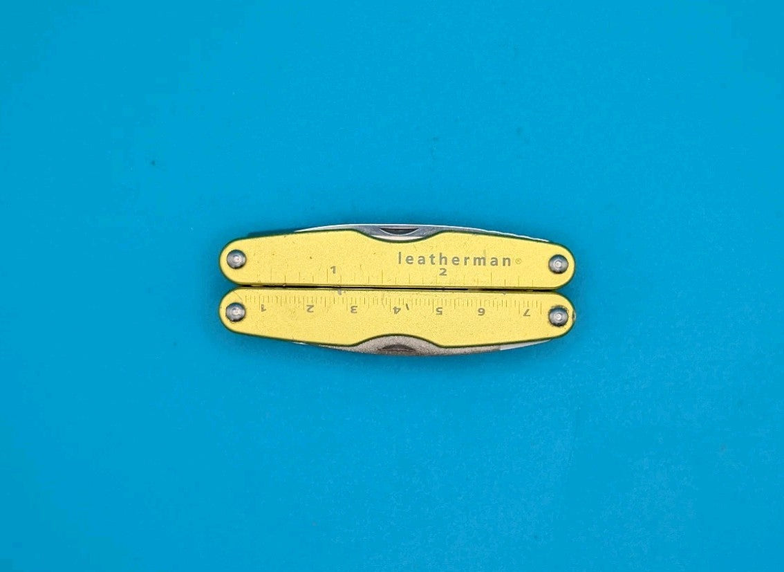 Leatherman JUICE KF4 Multi-Tool! ELECTRIC YELLOW!
