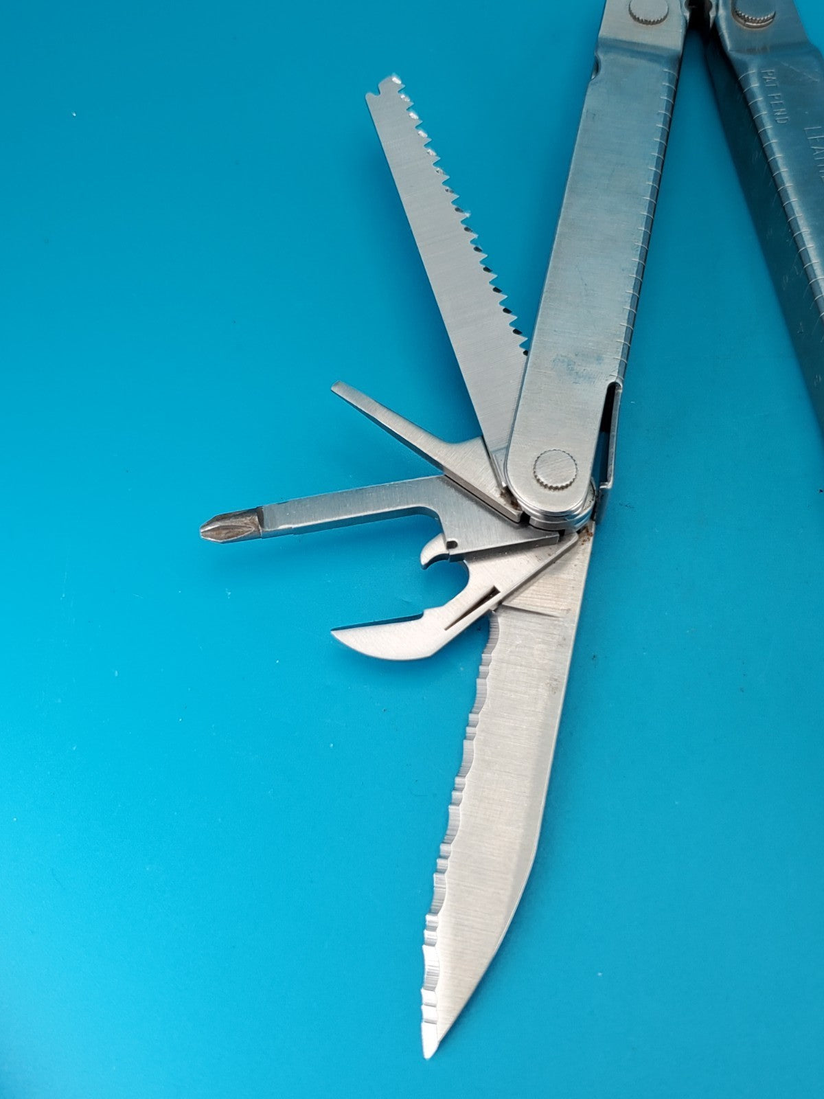 LEATHERMAN Super TOOL Multi Function Tool PLIERS, Stainless! 09/95 DATE