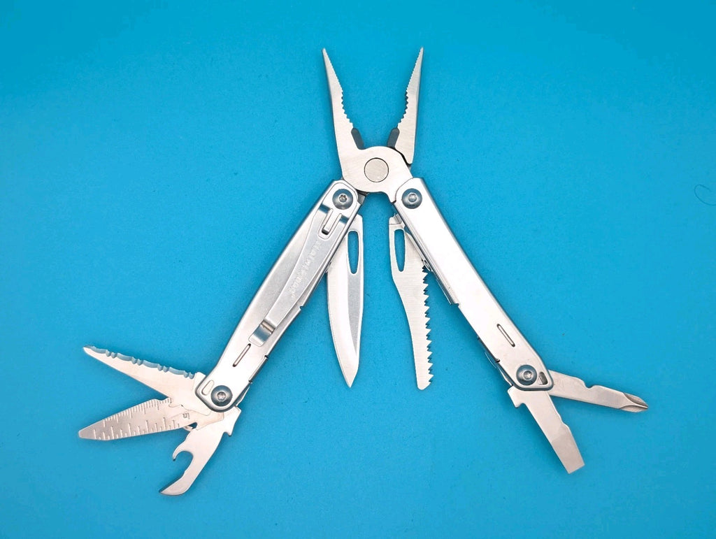 Leatherman Sidekick Multi-Tool, Knife, Pliers, Saw, Stainless!