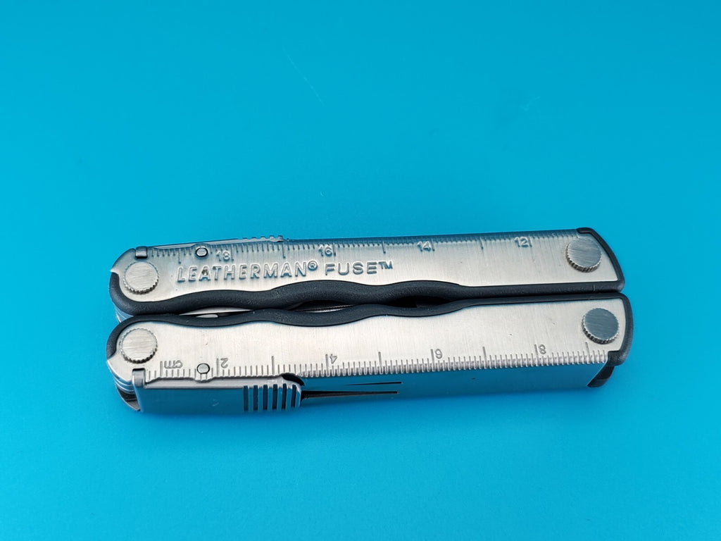 Leatherman Fuse Multi-Tool! Cabela's! With Sheath!