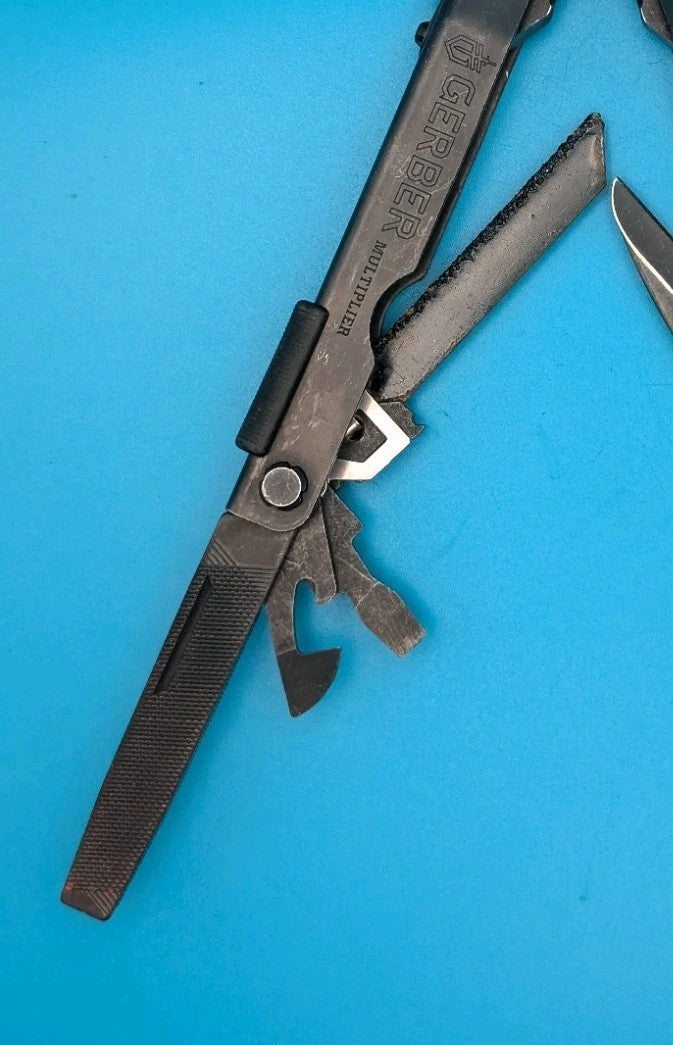 Gerber MP600 DET Black Oxide Multi-Tool Needle Nose Pliers!
