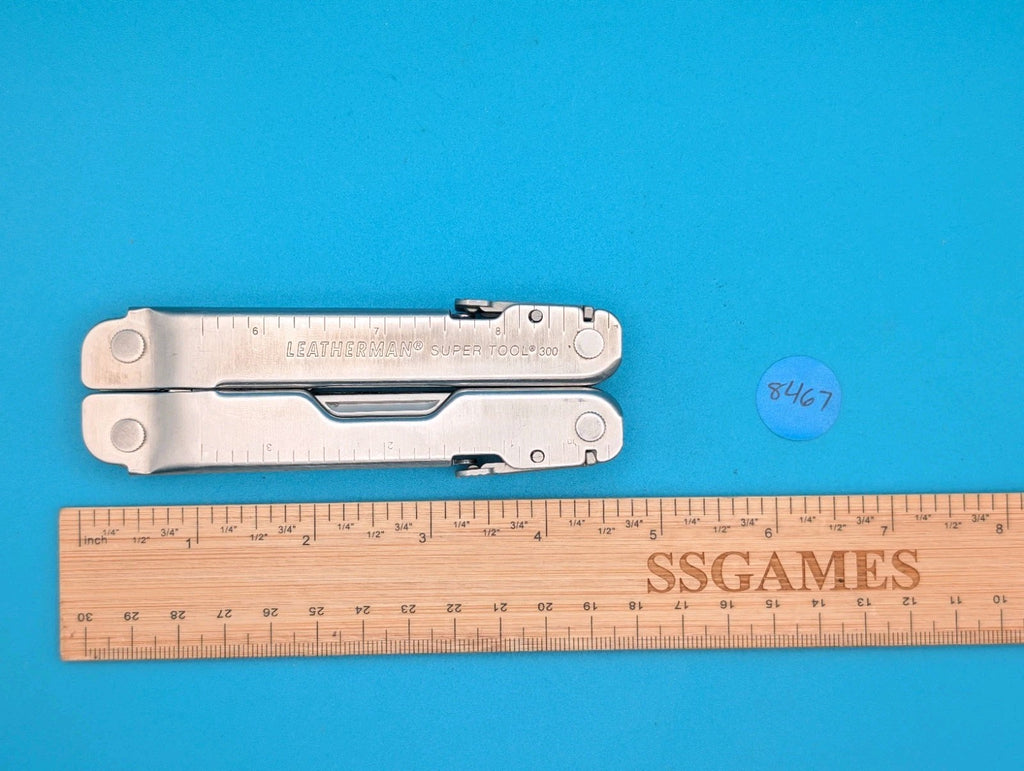 Leatherman Stainless Steel Super Tool 300 Multitool!