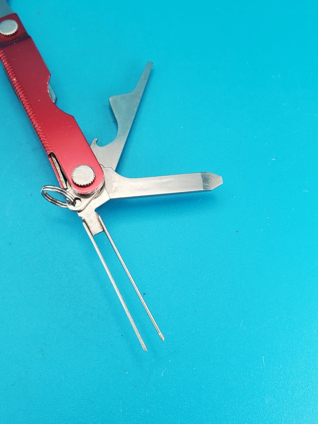 Leatherman Micra Multi-Tool, Knife, Scissors, Key Ring, Red!