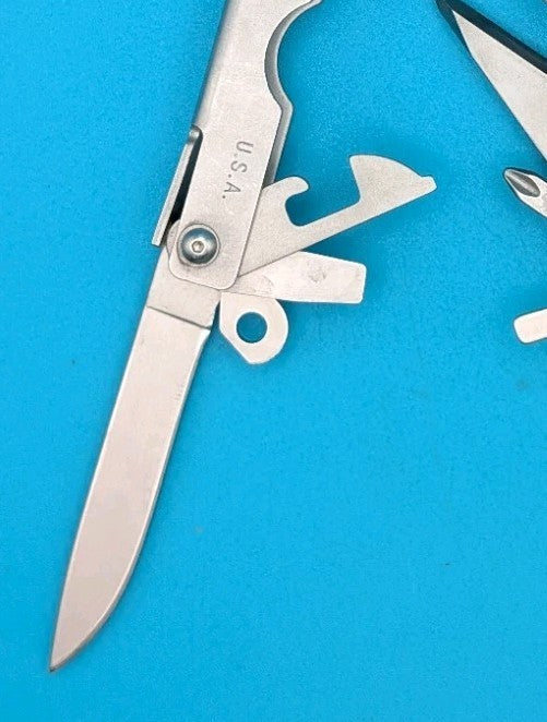 Gerber Vintage Stainless Steel Bluntnose MP400 Multi-Tool!