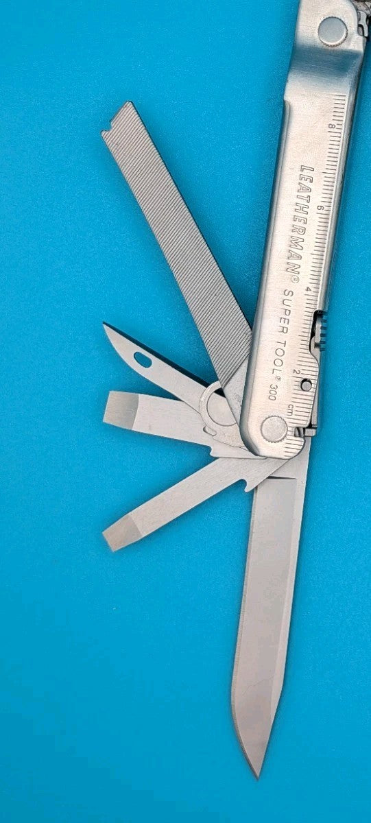 Leatherman Stainless Steel Super Tool 300 Multitool!