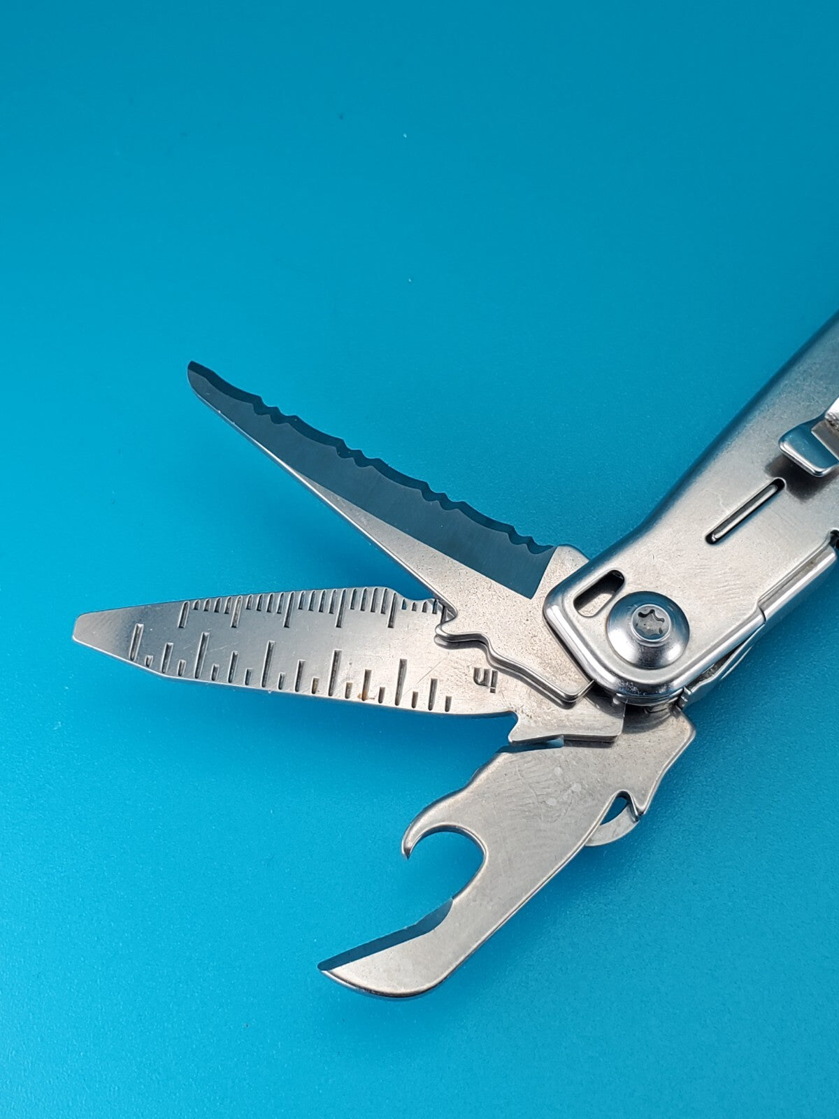 Leatherman Sidekick Multi-Tool, Knife, Pliers, Saw, Stainless!