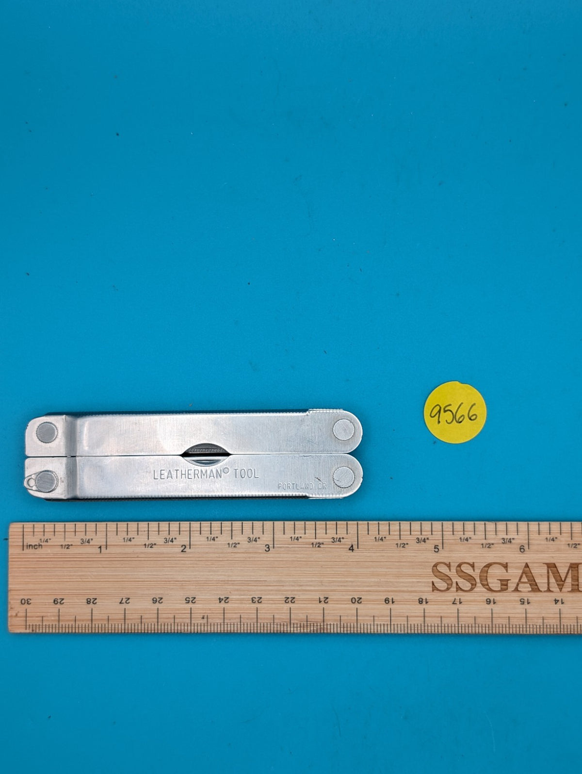 Leatherman PST Multi Tool! 11/01 DATE STAMP!
