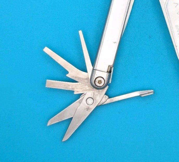 Leatherman Wave Original Vintage Retired, Dated 0300 (MAR, 2000)