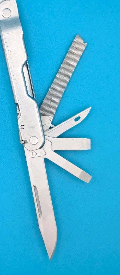 Leatherman Stainless Steel Super Tool 300 Multitool!