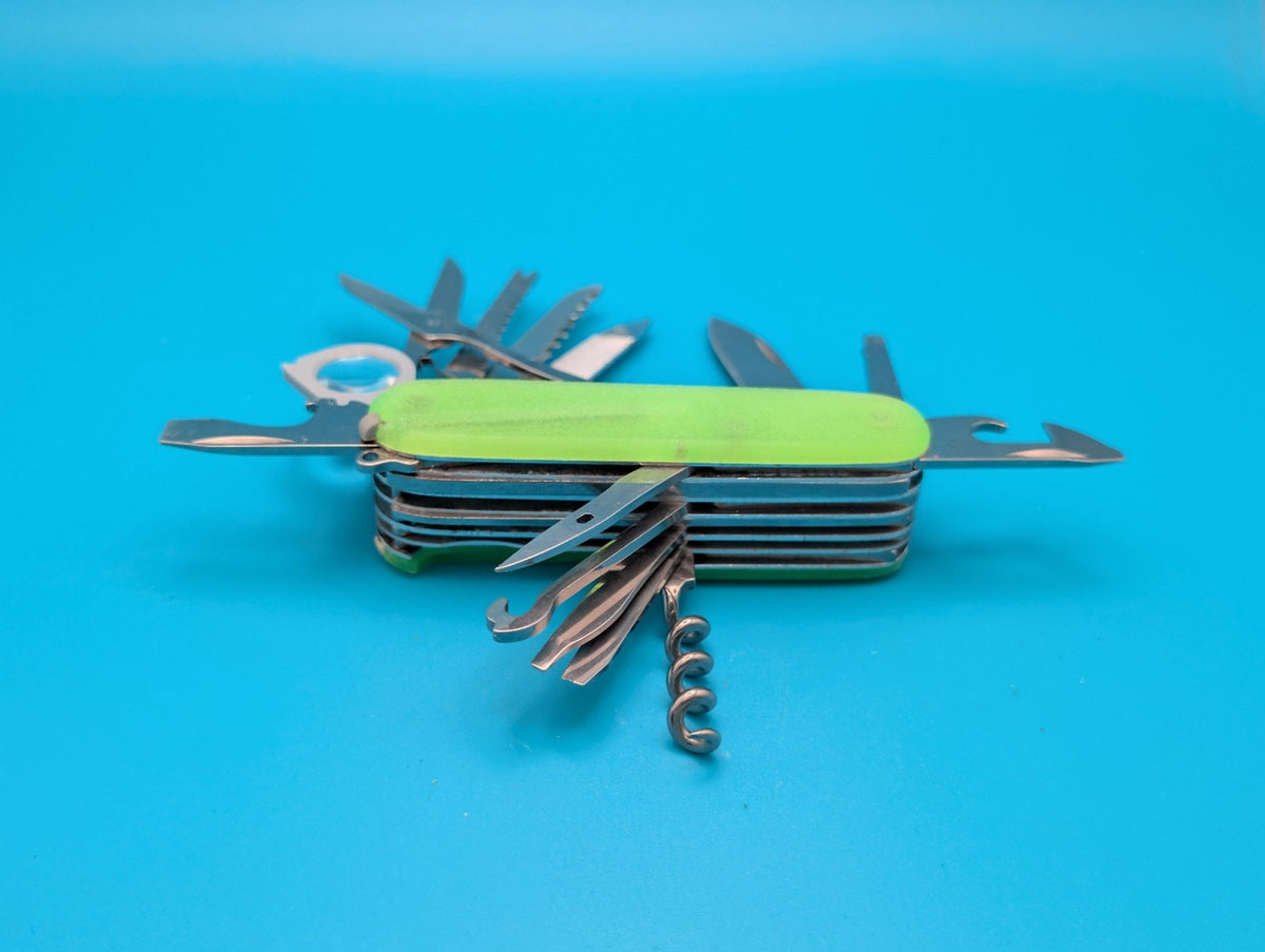 Victorinox Champion Firefly Green Glow in the Dark Swiss Army Knife Multi Tool!