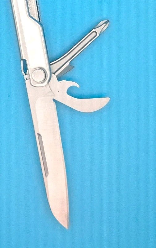 LEATHERMAN Bond Multitool, Stainless Steel Everyday Tool! WITH SHEATH!