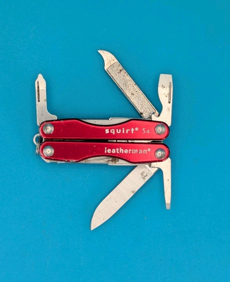 Leatherman Squirt S4 Multi-Tool, Key Ring, Retired, Red