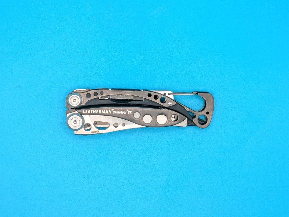 Leatherman Skeletool CX Multitool Plain Edge Knife!