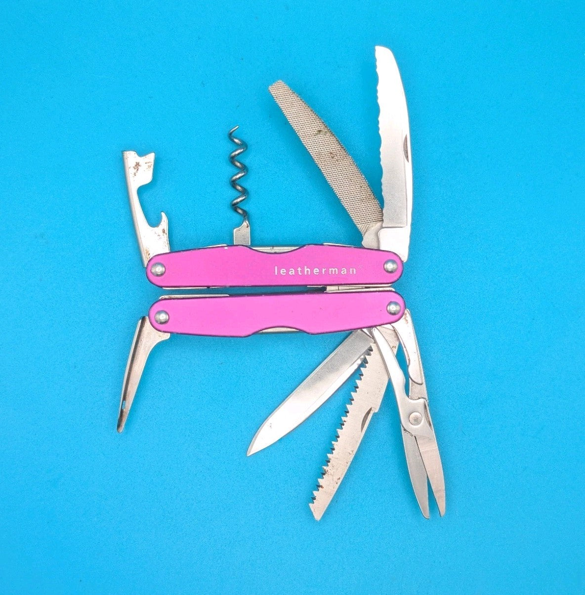 Leatherman Juice XE6 THUNDER PURPLE Multi-Tool Pocket Knife Made in USA! RARE!