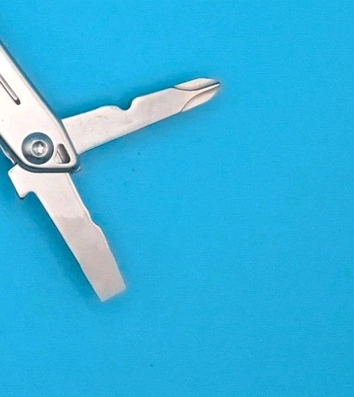 Leatherman Sidekick Multi-Tool, Knife, Pliers, Saw, Stainless