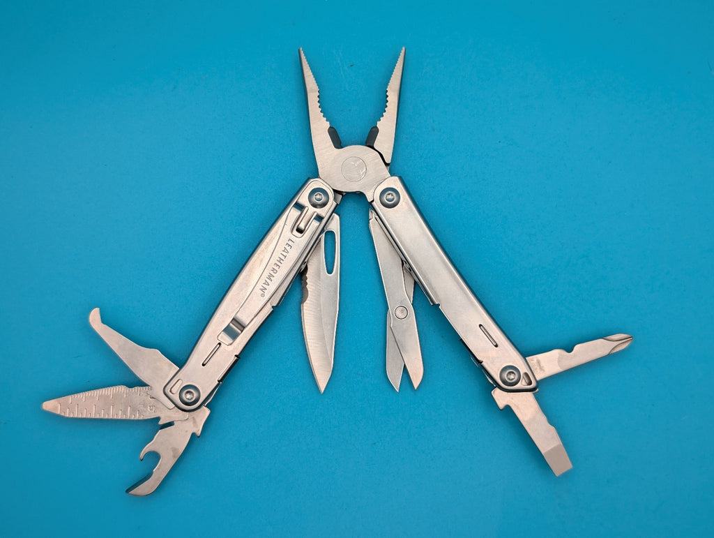 LEATHERMAN WINGMAN MULTI-TOOL! FAST SHIPPING!