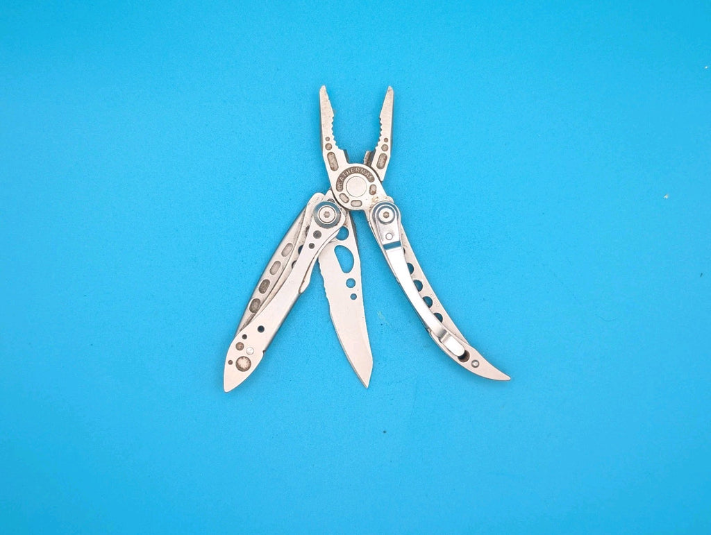 Leatherman Freestyle Multi-Tool - Discontinued - FAST SHIPPING!