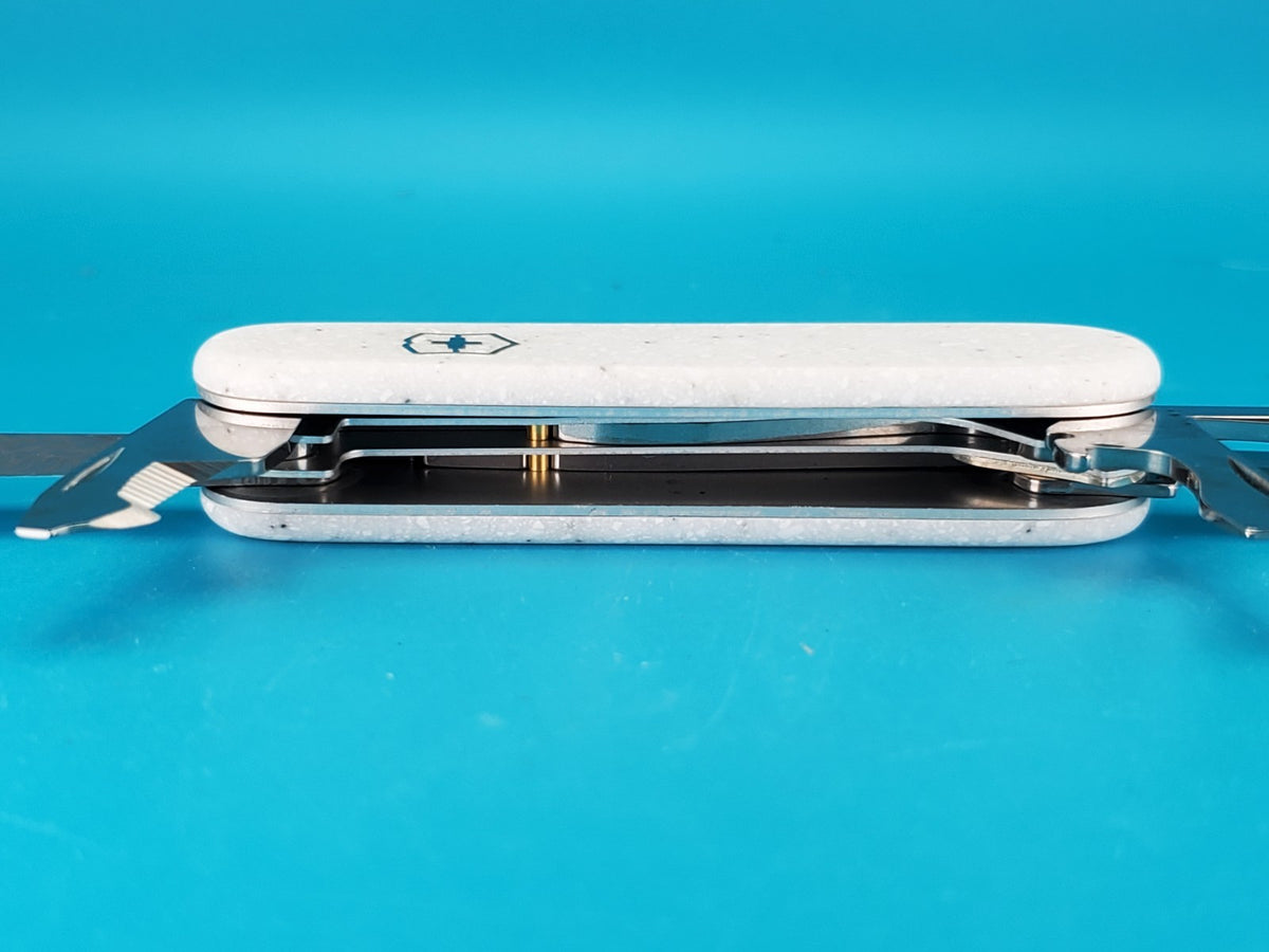 2025 Victorinox Companion Corian Handle Damast Blade Swiss Army Knife #4879/7000