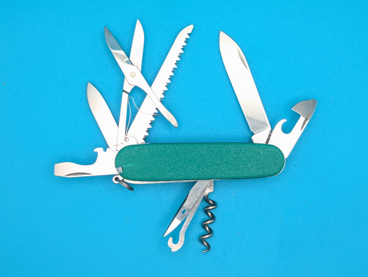 Custom Victorinox Huntsman Green Swiss Army Knife Multi Tool!