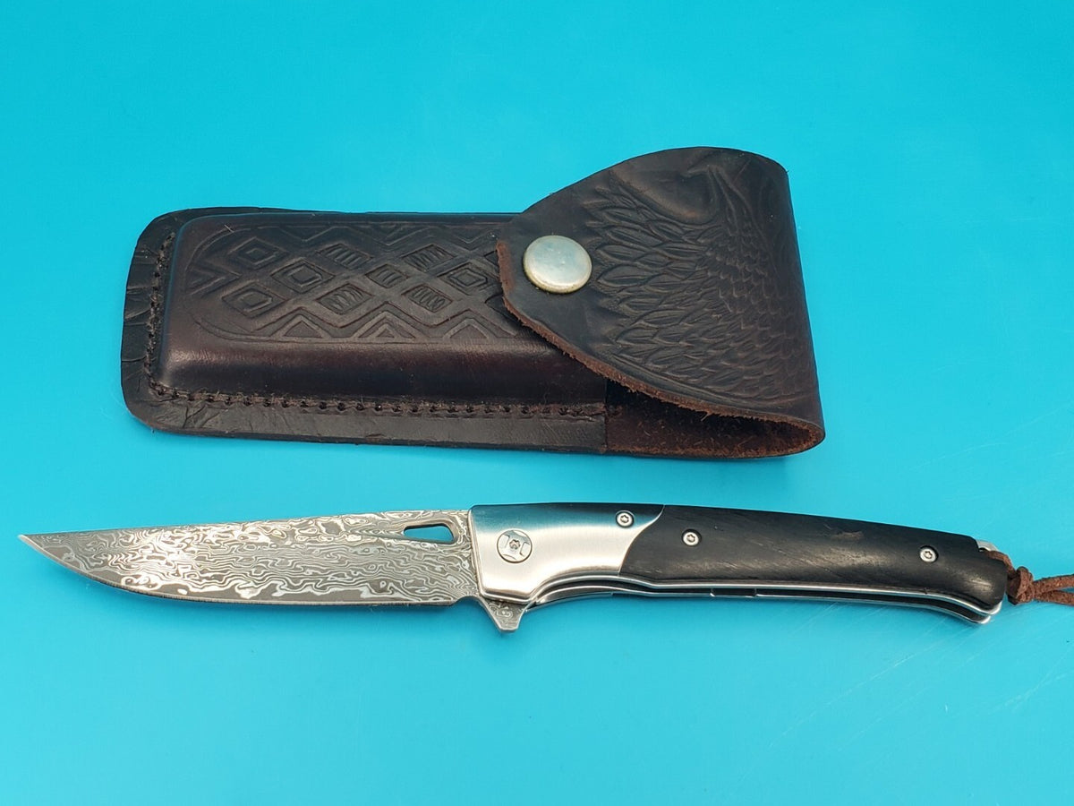 Damascus Pocket Knife, Wood handle! With Leather Sheath!