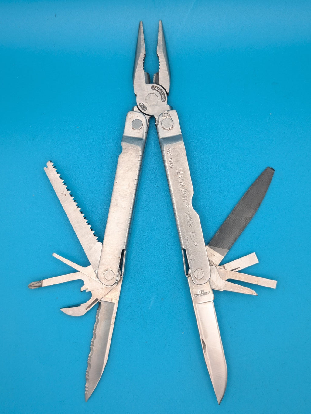LEATHERMAN Super TOOL Multi Function Tool PLIERS, Stainless! 04/98 DATE