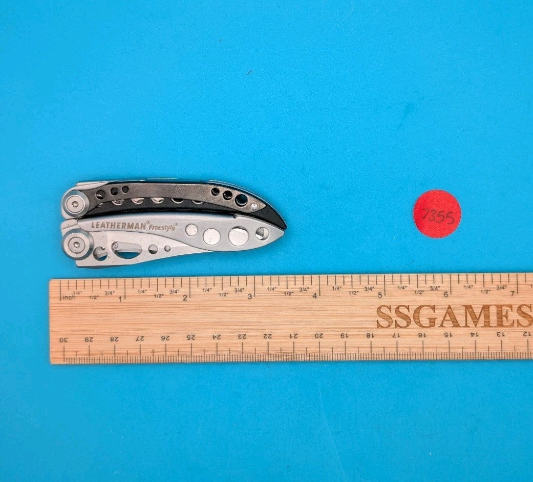 Leatherman Freestyle Multi-Tool - Discontinued - FAST SHIPPING!