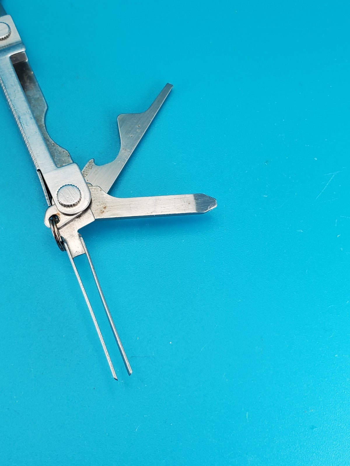 Leatherman Micra Multi-Tool, Knife, Scissors, Key Ring, Stainless!